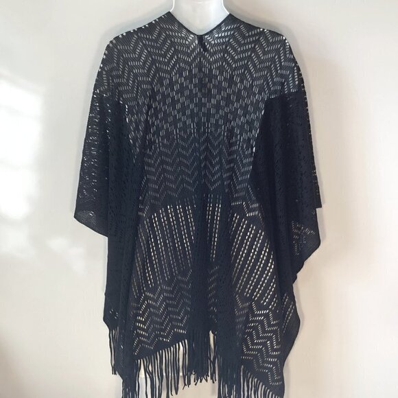 Britt's Knits NWT Black Knit Comfort Wrap Choc & cozy one size fits most - Picture 2 of 6